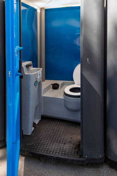 Portable Toilet Options We Offer in Smith Center, KS